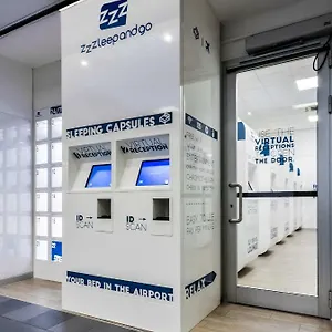 Resting Pods - Zzzleepandgo Bgy Airport Hôtel capsule